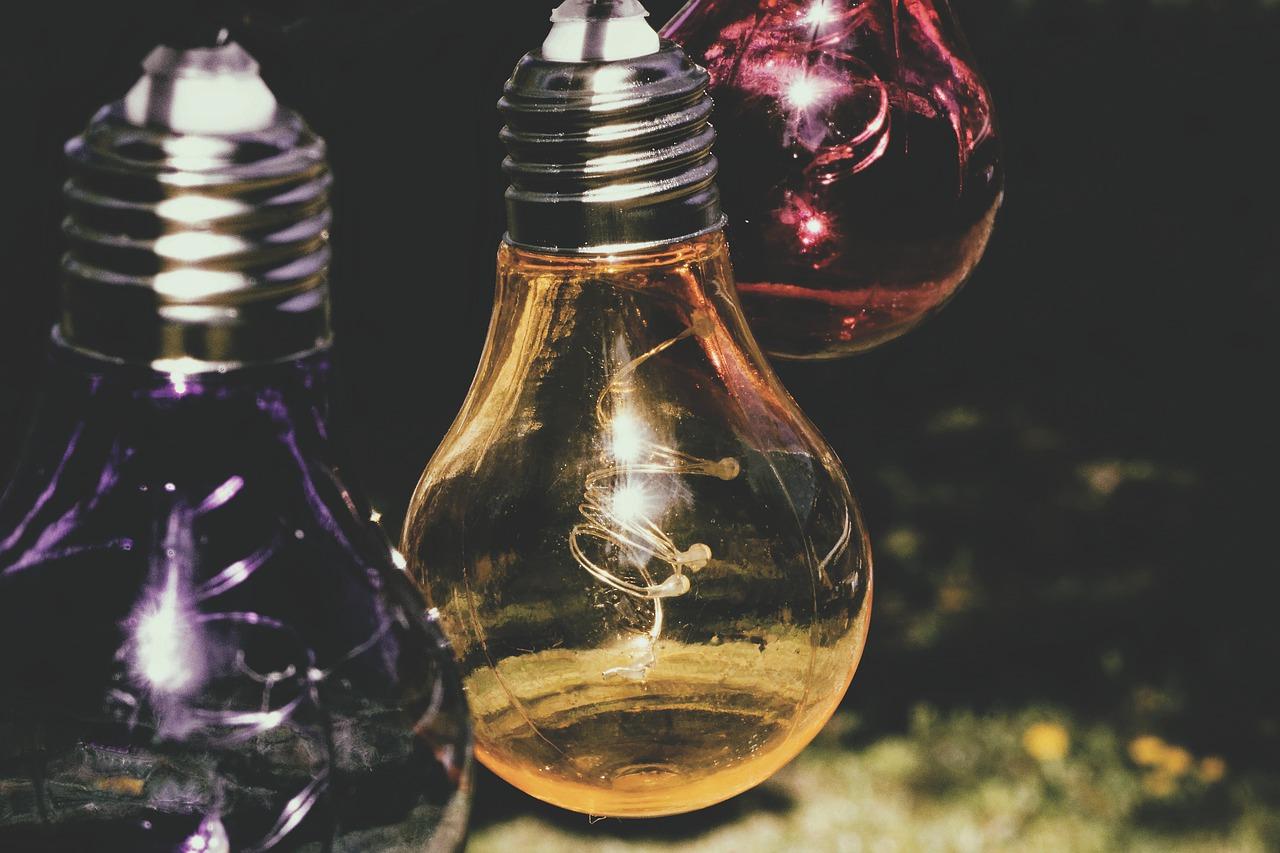 24方灯用多少方