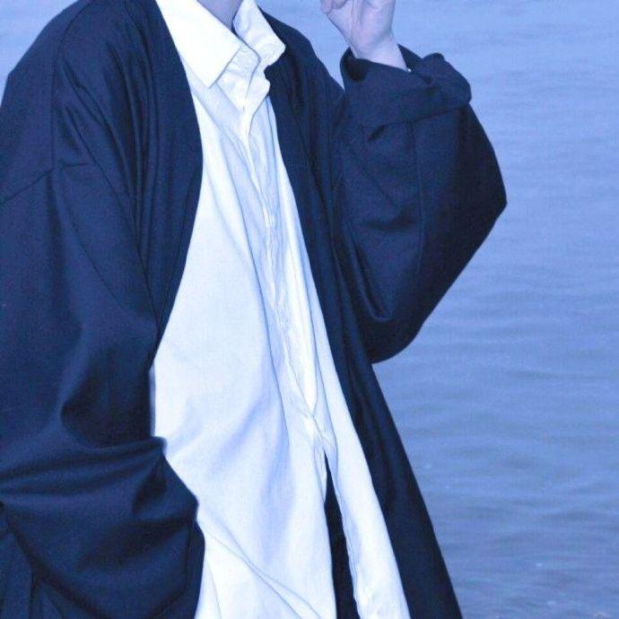 有哪些好看到爆的蓝色系头像? - 知乎