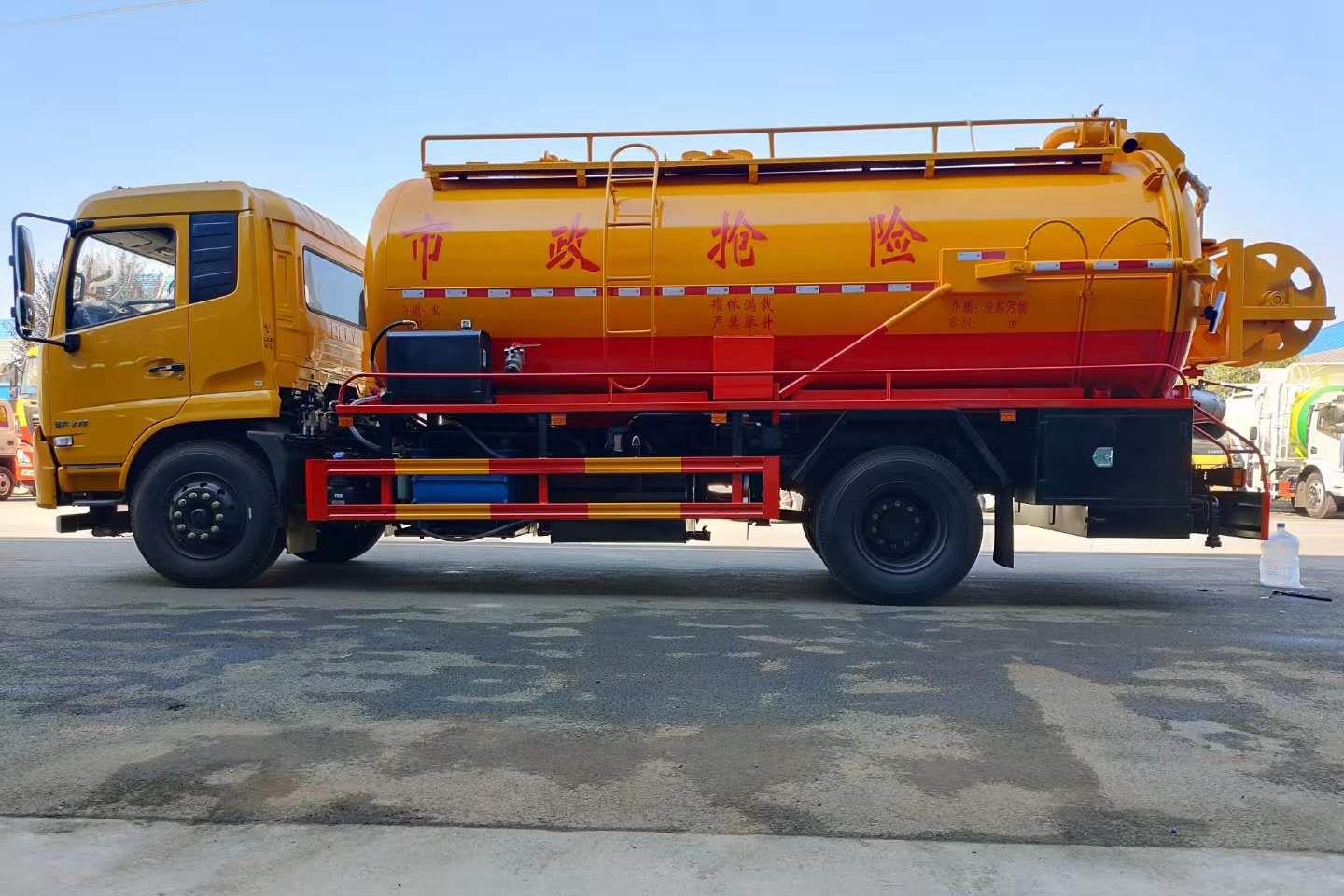 6方吨清洗道路疏通下水道车厂家报价多少钱