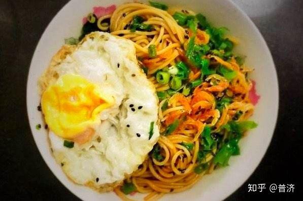 咋样做葱油拌面 v2-7e72e0b5e066411b4c4af46703d8ceba_r.jpg