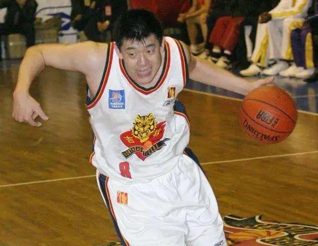 所向披靡的战神刘玉栋这里面有着见血封喉的郑武他们还会被人常常