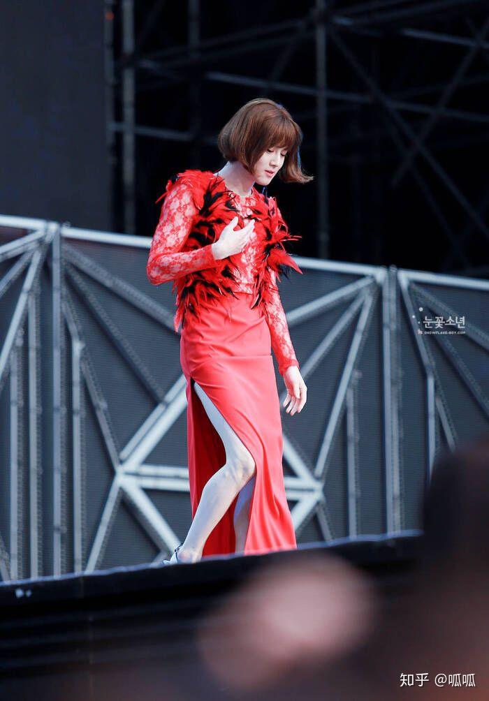 怎么评价suho14年的女装?