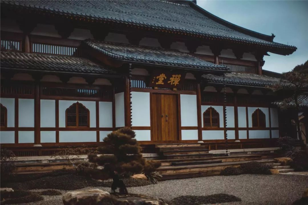 径山寺台子点茶个人感想:书院台子茶道后面发展为服务于日本权贵有