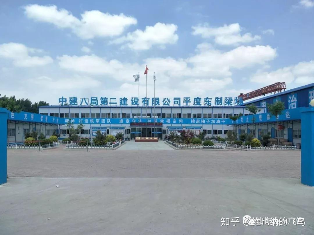 走到哪习惯性看看中建大门,看看安全防护是不是做到位了,尺寸是不是