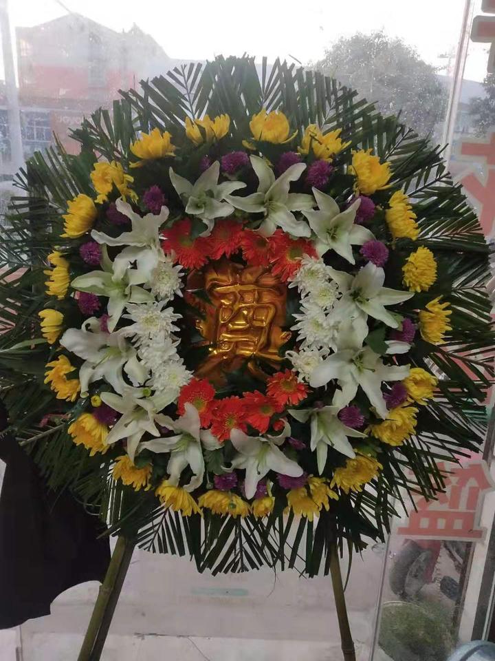 参加追悼会送哪些葬礼鲜花好 葬礼常送的花推荐 知乎