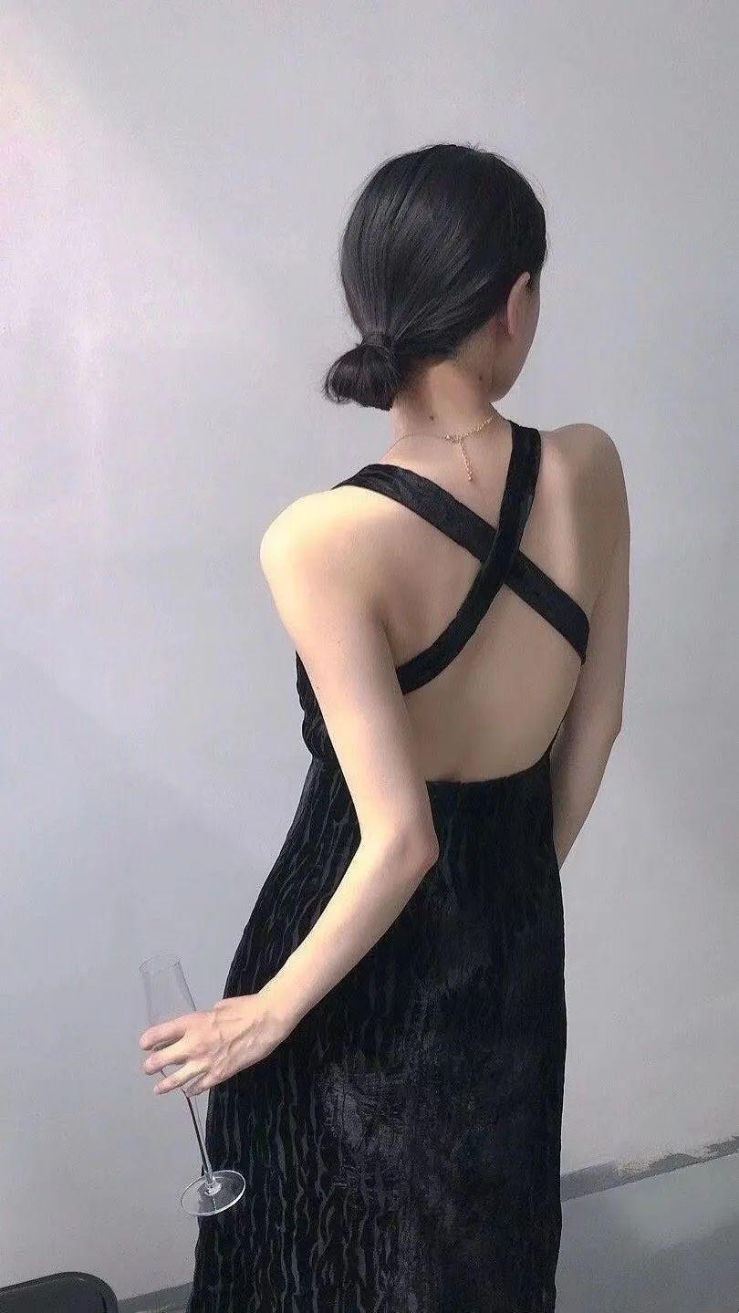 有哪些高清美背壁纸