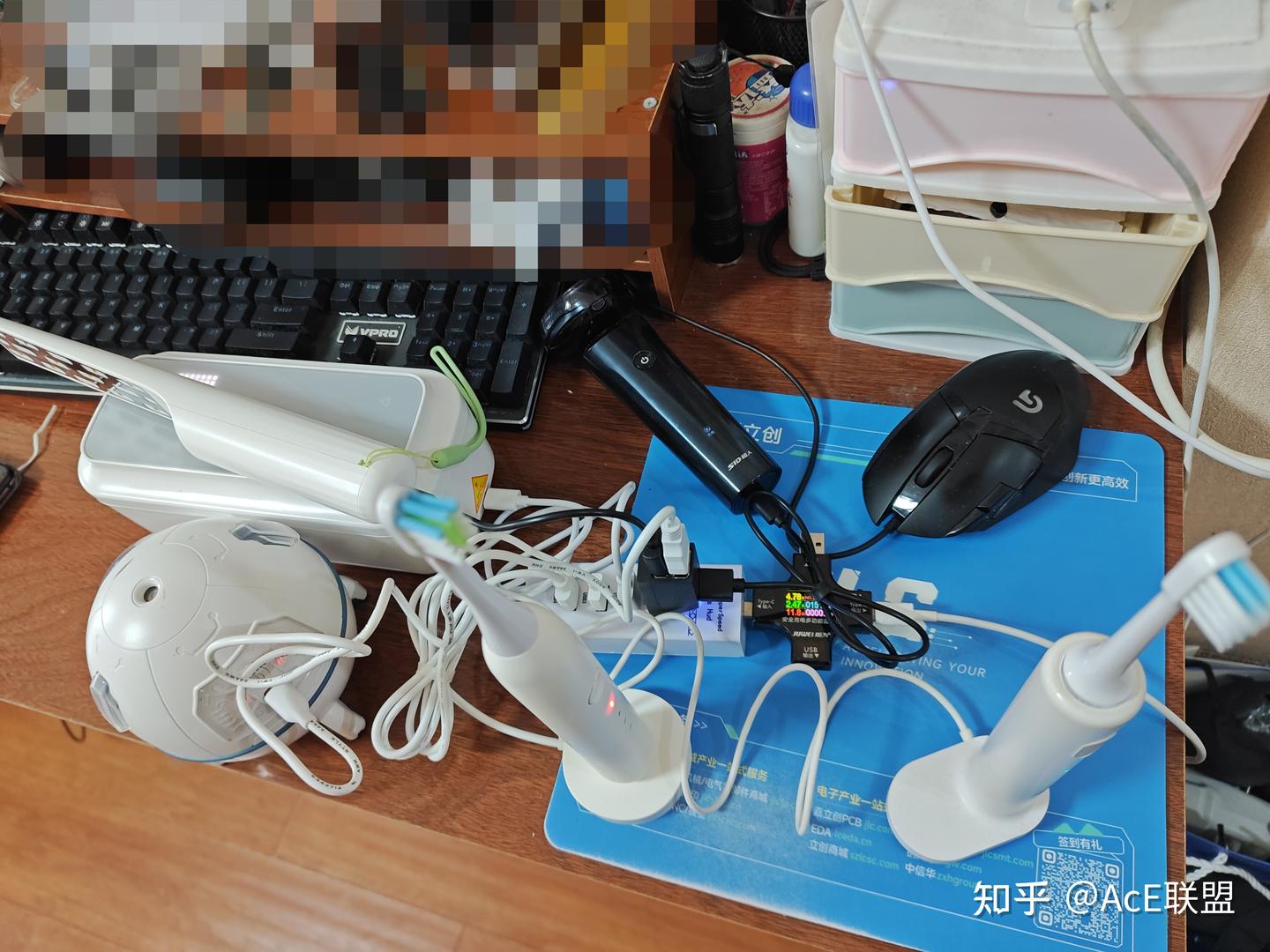 专用于多设备充电的USB插线板