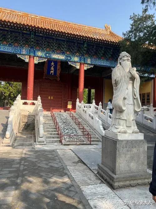 作为儒家文化的象征,衍圣公们究竟是如何世修降表的? - 知乎