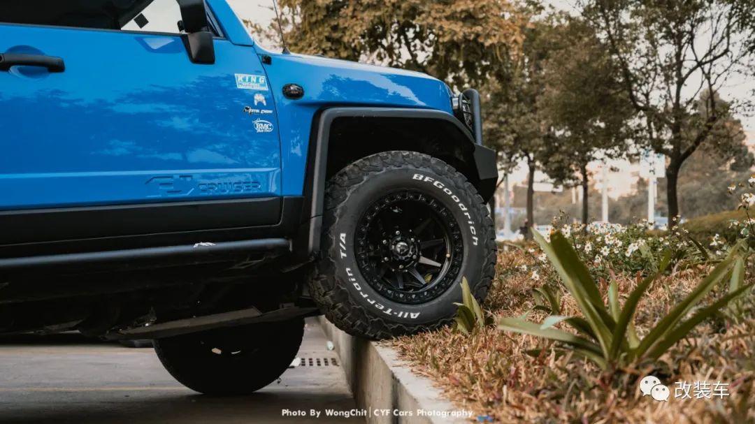 玩越野还得看它！丰田FJ酷路泽尽显猛男真本色-丰田fj酷路泽易车网