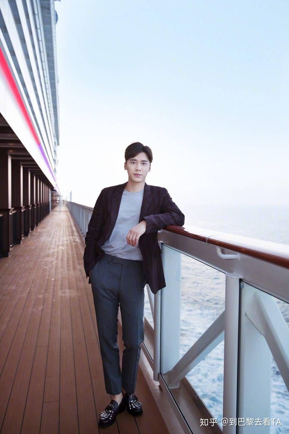 衣品好的国内男明星有哪些