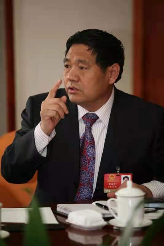 绿水青山就是金山银山理念的坚定践行者访华夏文旅集团董事长夏春亭