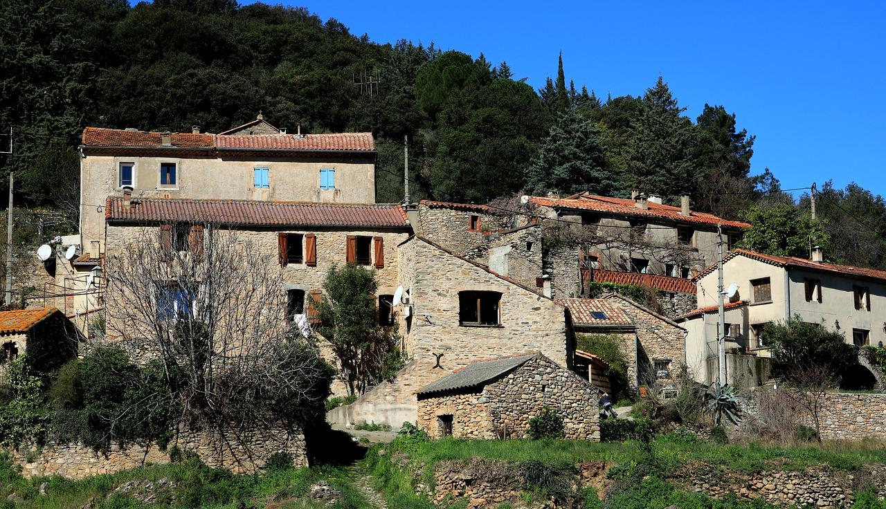 1. 山南核心区房产