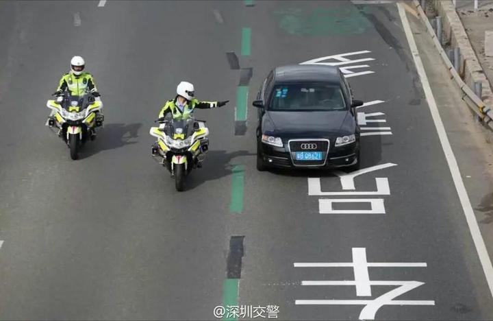 即日起，副驾驶这些行为属违规，已有上百人被罚！ - 知乎