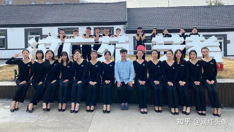 老师上课也能涨粉胖超说艺考坐拥千万粉丝靠什么