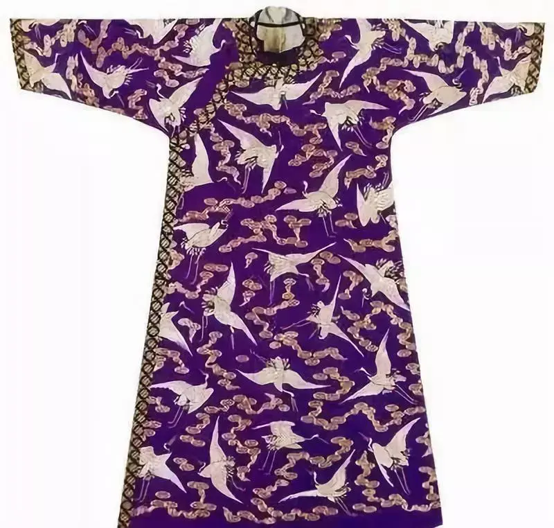 在汉代,官服还有四季之分.