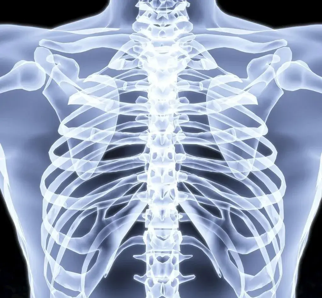 二,胸椎小关节紊乱4,如果患有背软组织劳损,要及时治疗,预防其发展成