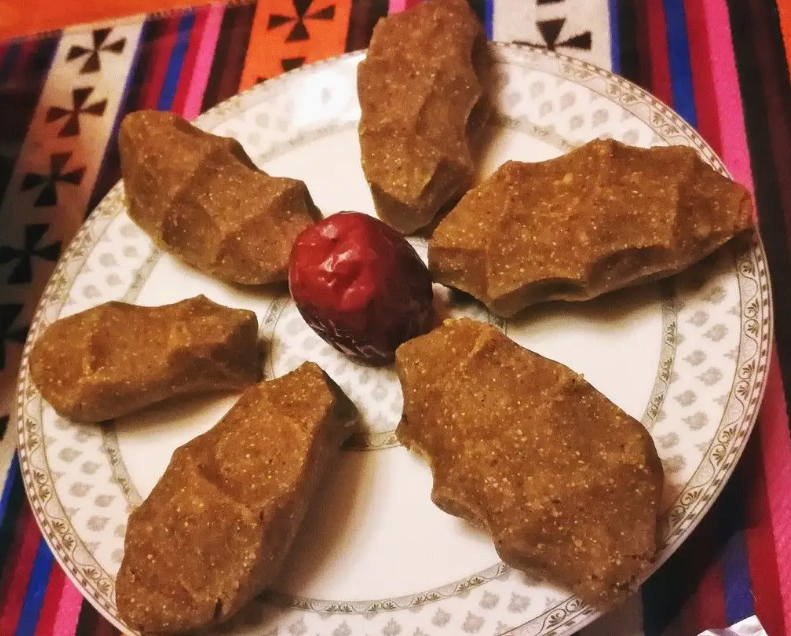 热闹非凡的青海糌粑节