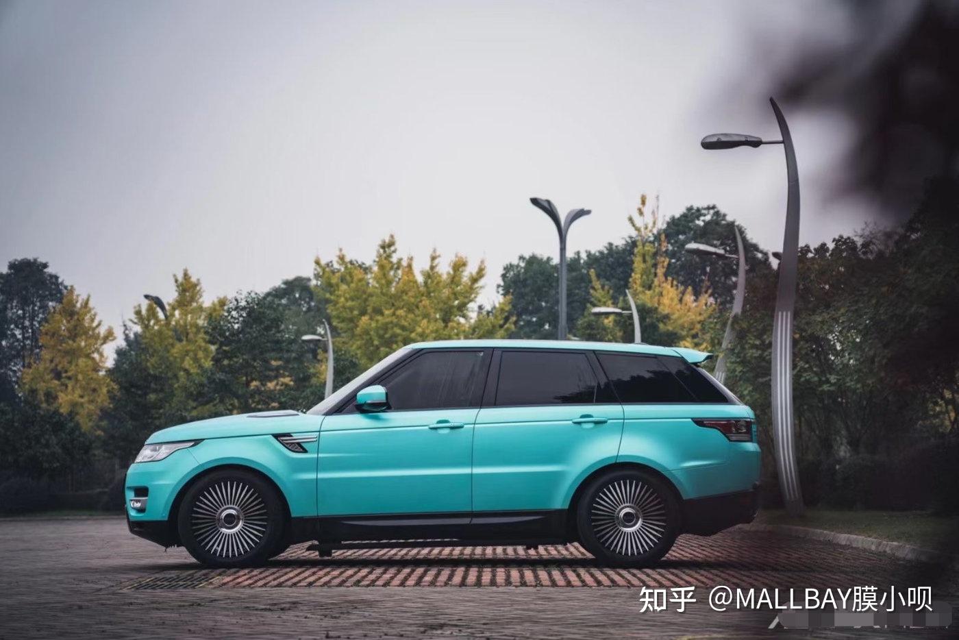 路虎揽胜改色蒂芙尼蓝 硬汉也能温柔