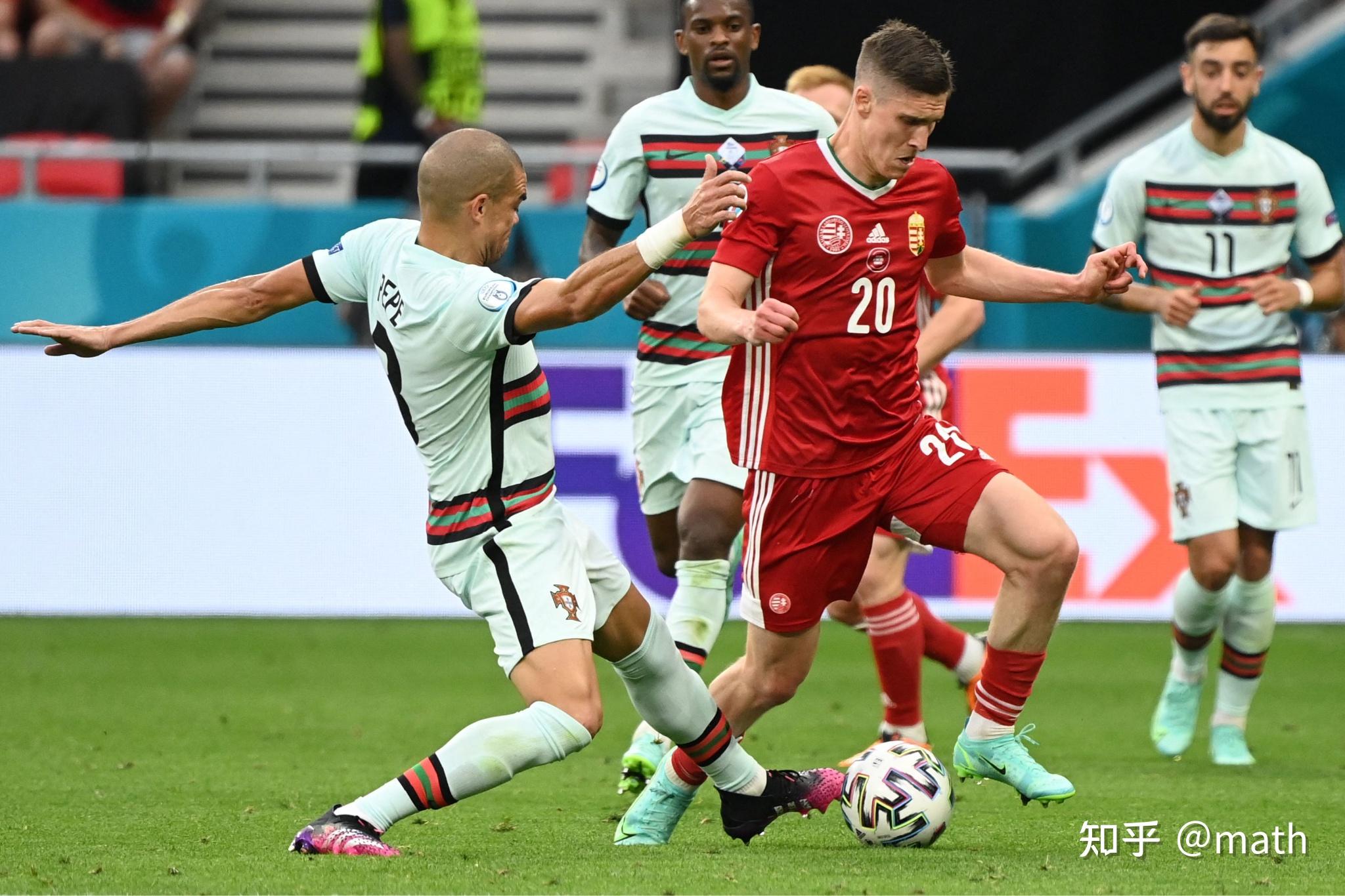 在他的带领下,匈牙利队的世界排名升至第27位.