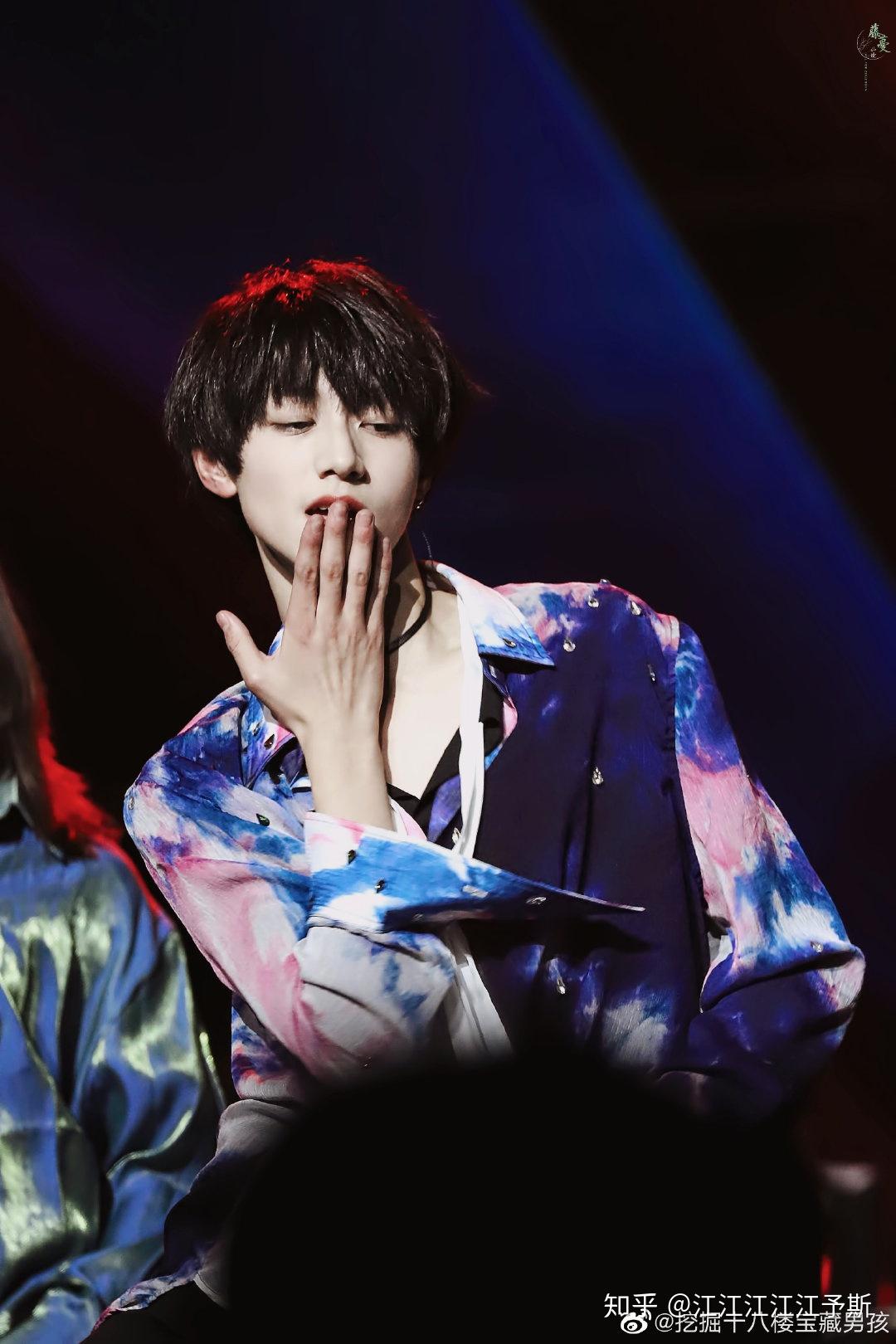 看了朱志鑫的troublemaker觉得他怎么样