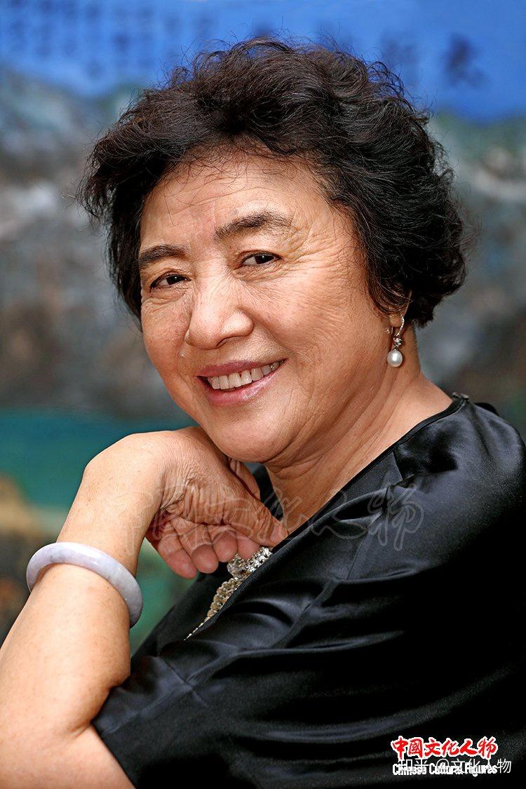 光影彩墨李前宽肖桂云艺术展专馆将在长春东北亚艺术中心开馆组图之二