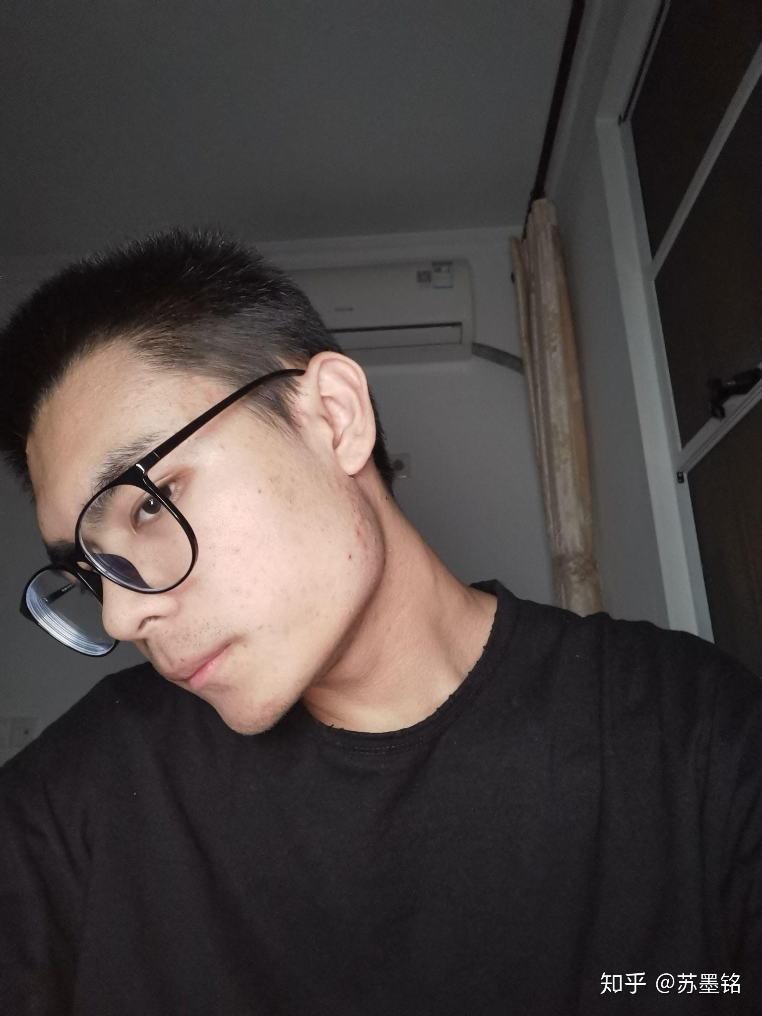 脸型不好方下颌骨宽大五官平平留什么发型挽救