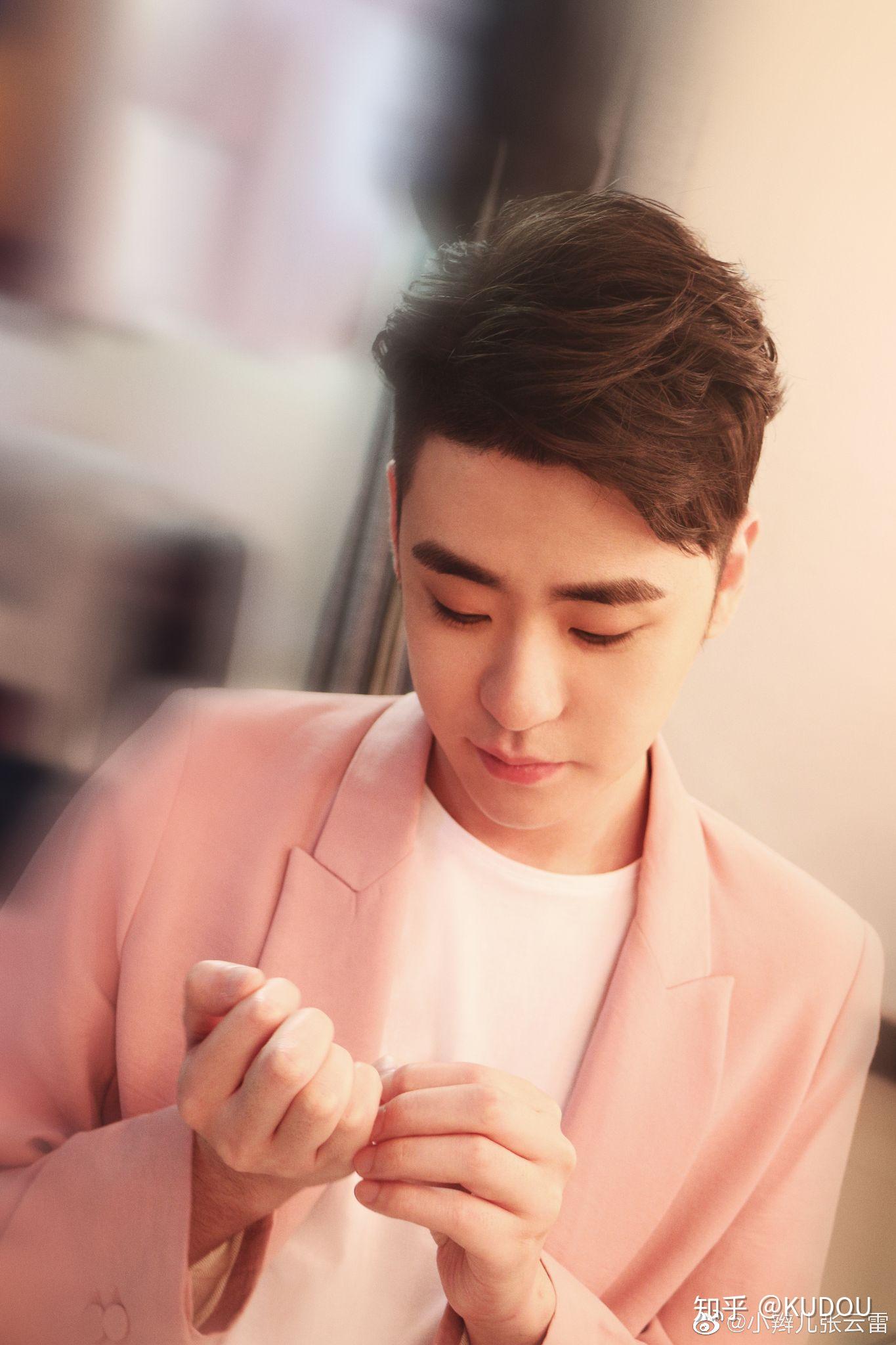 张云雷有哪些惊艳你的神图? - 知乎