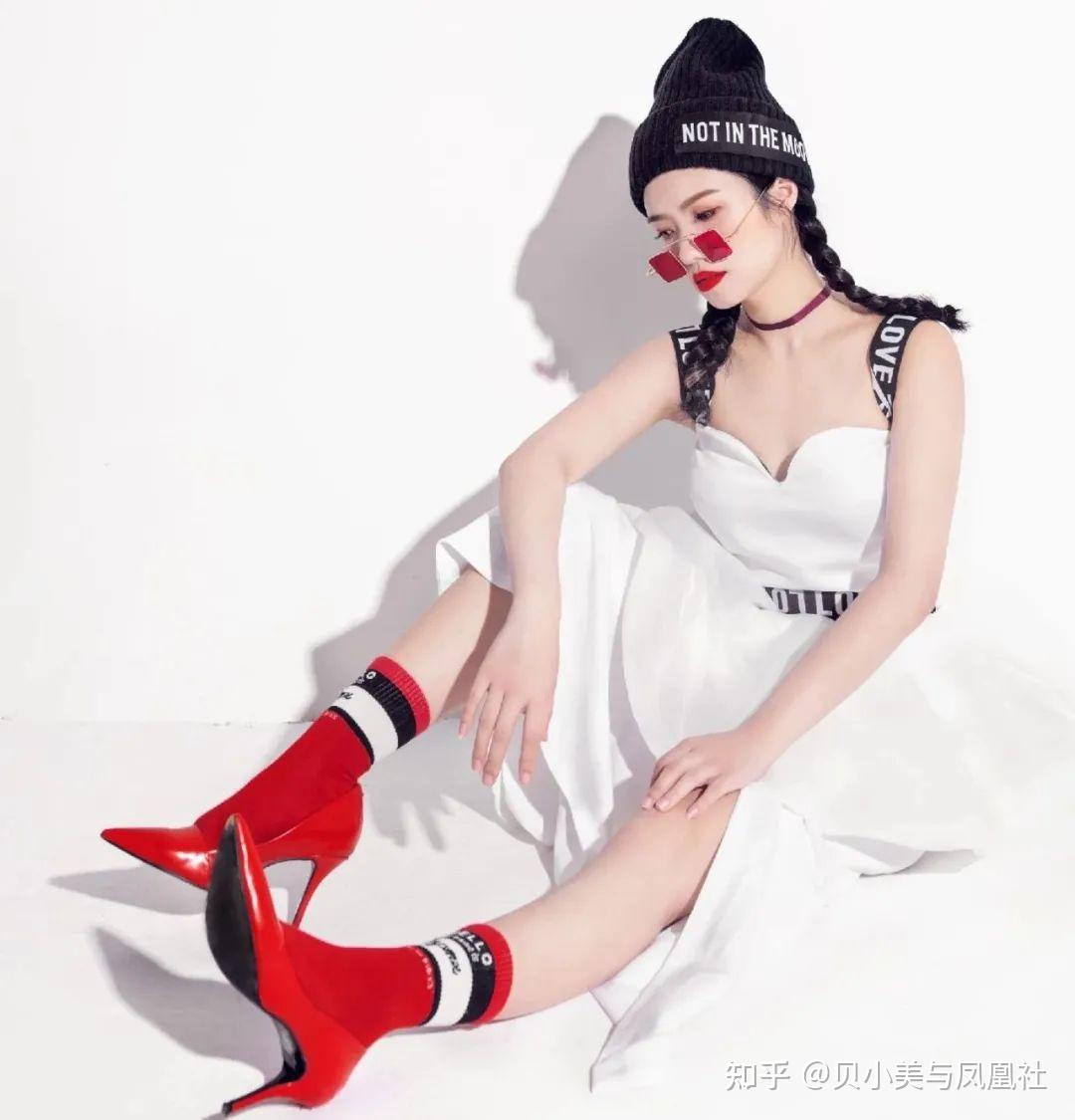 怎么练出马甲线还变瘦 v2-80e3e8c72fad6ee92ed88fe5d599aea4_r.jpg