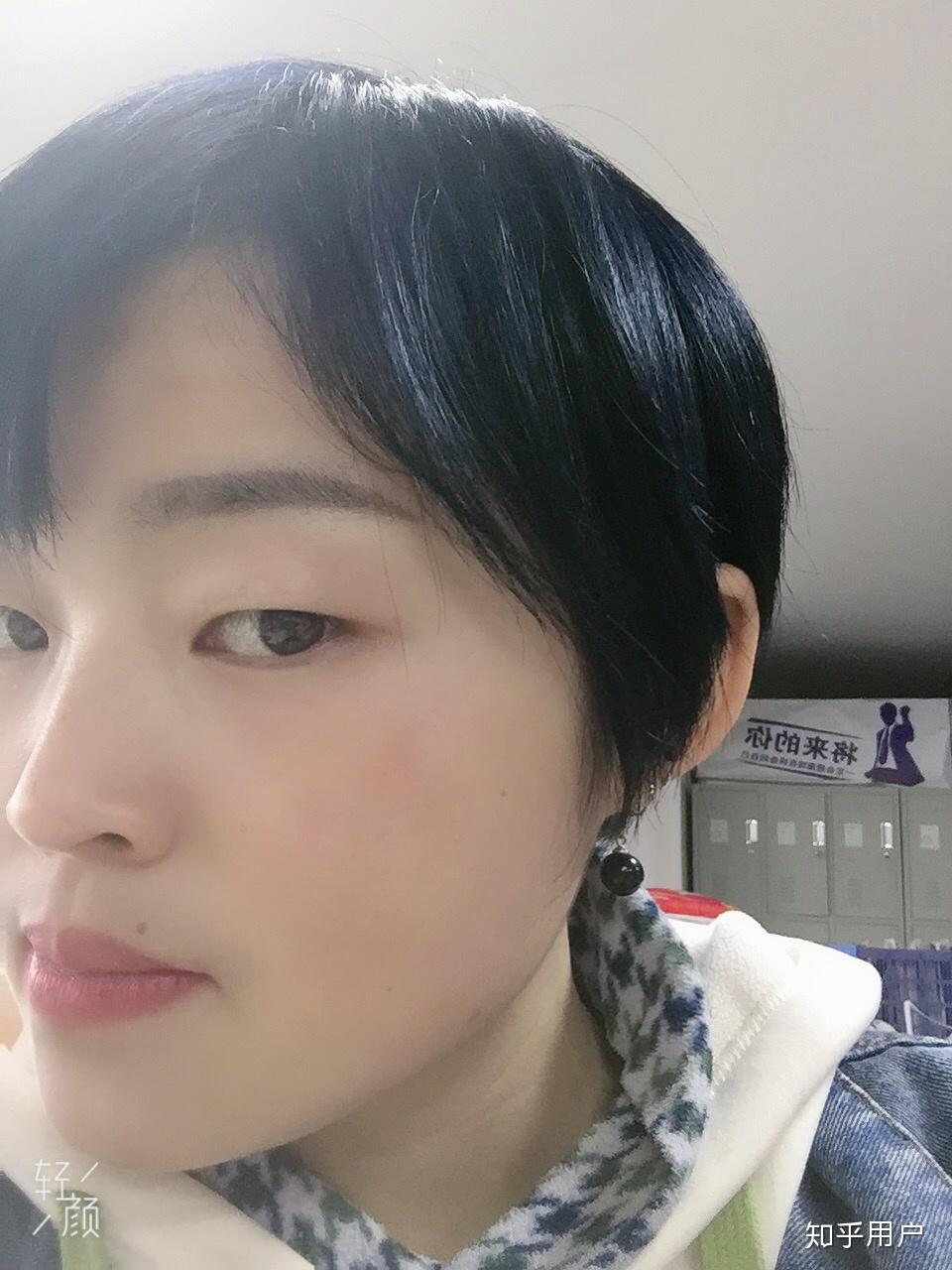 女生剪了一个巨丑的短发该怎么补救