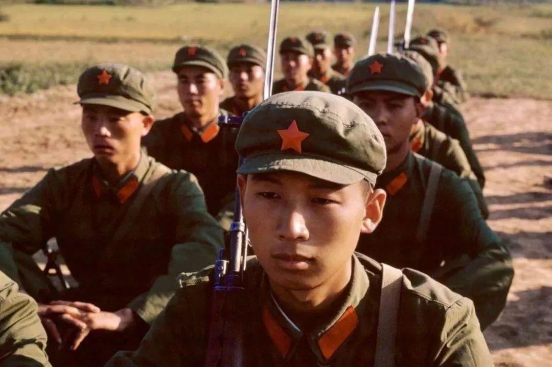 70年代解放军军服图片图片
