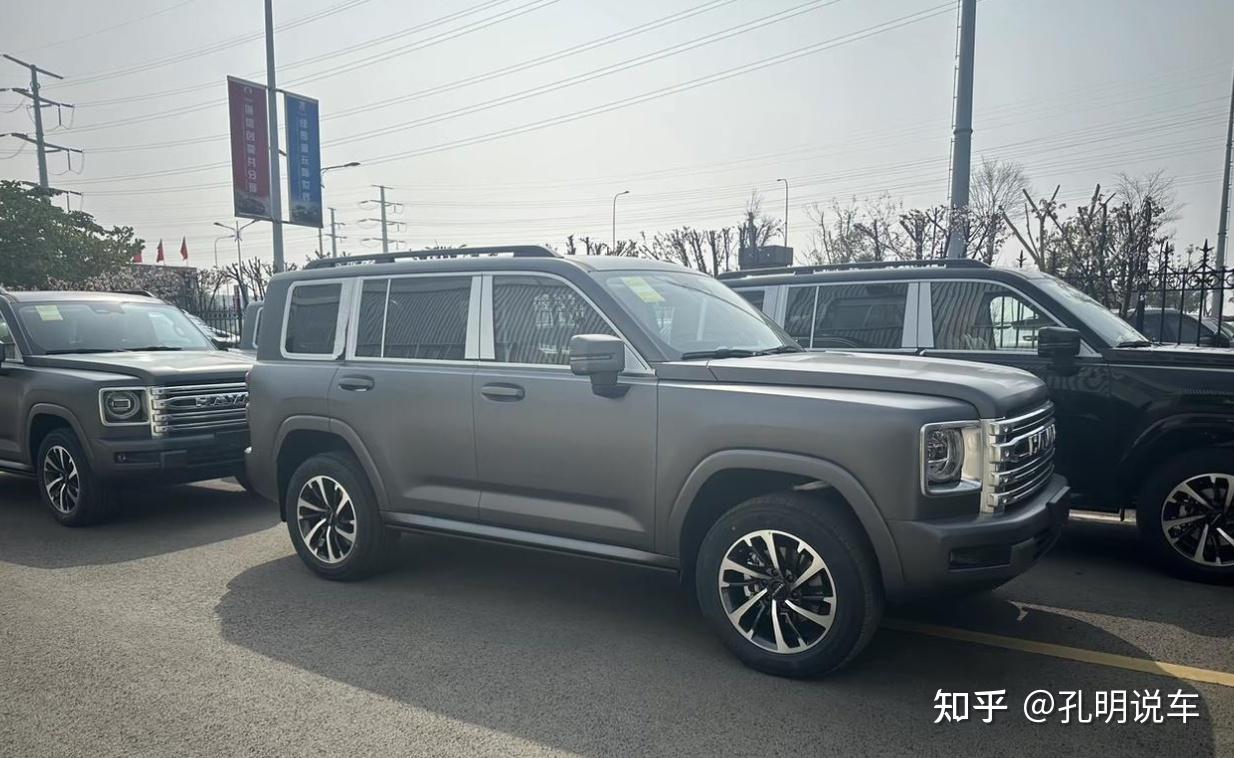 磨砂灰哈弗h9出街比小弟h5精致比猛龙硬派汽柴油都有