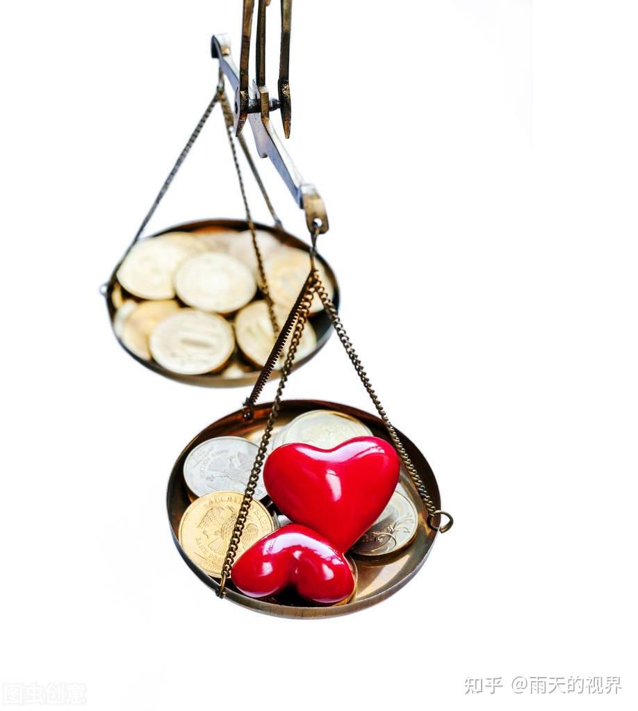 当爱情天平的两端平衡时,所有外在的因素都不能阻碍苏之微与王旭的