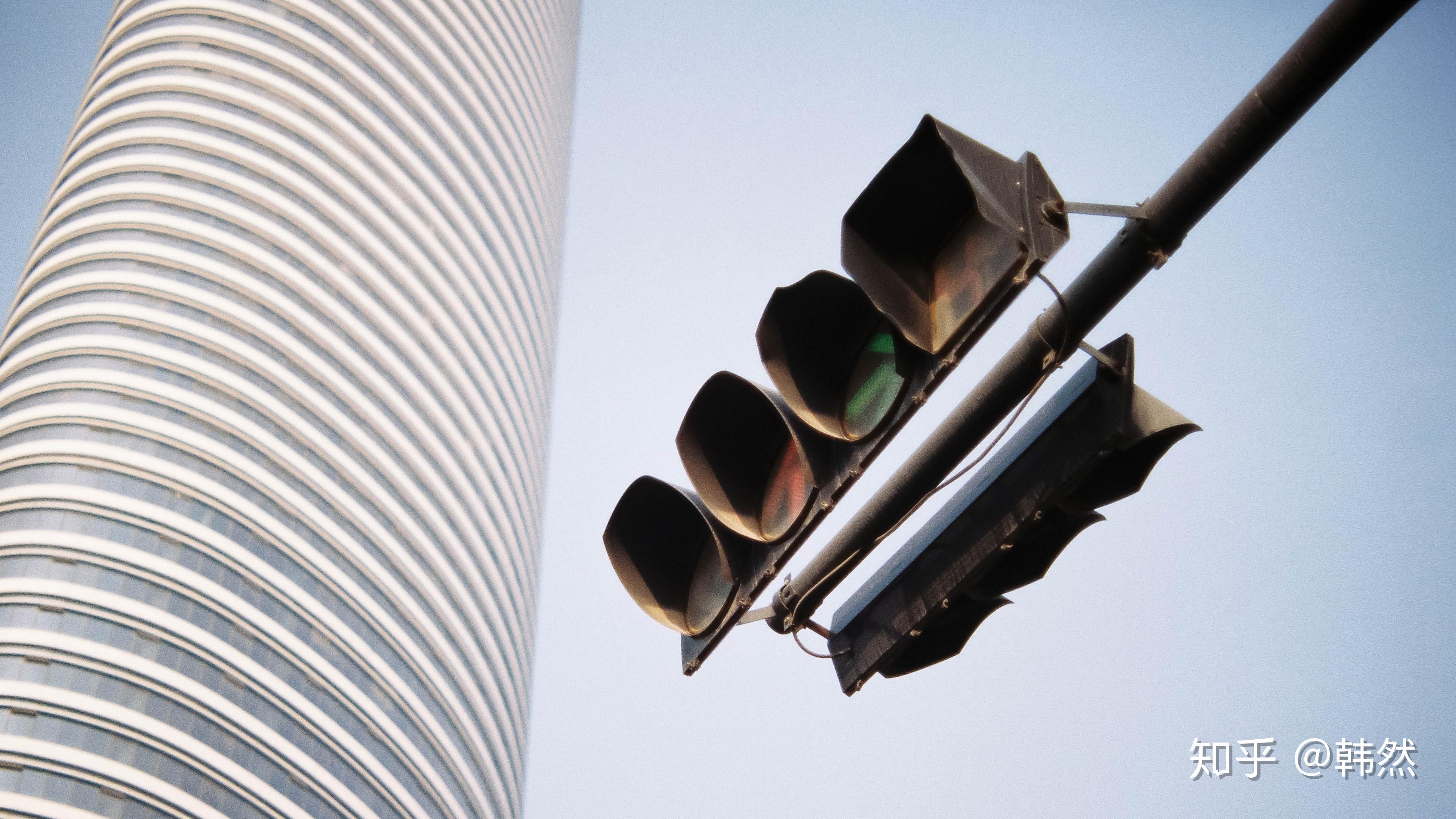 在你的摄影生涯里用50mm定焦镜头拍出过哪些满意的作品