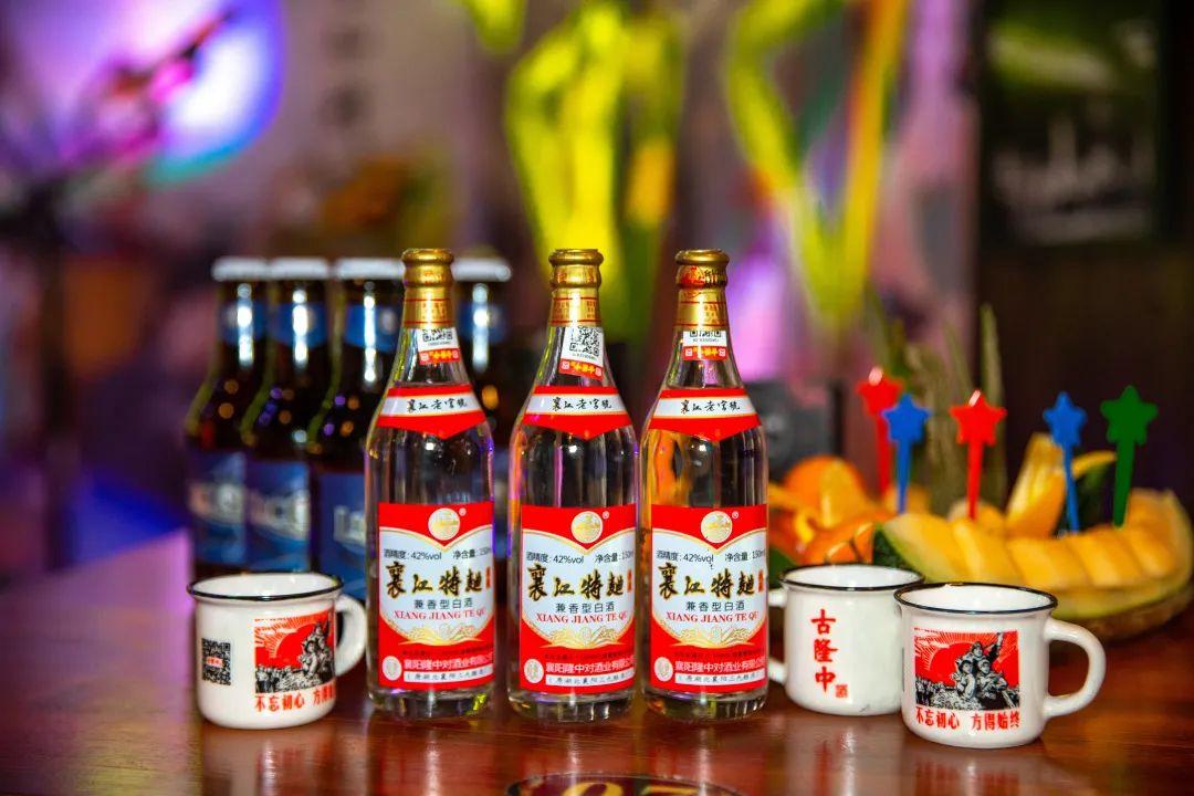 1988年在湖北首届白酒质量评比中被评为湖北老八大名酒.