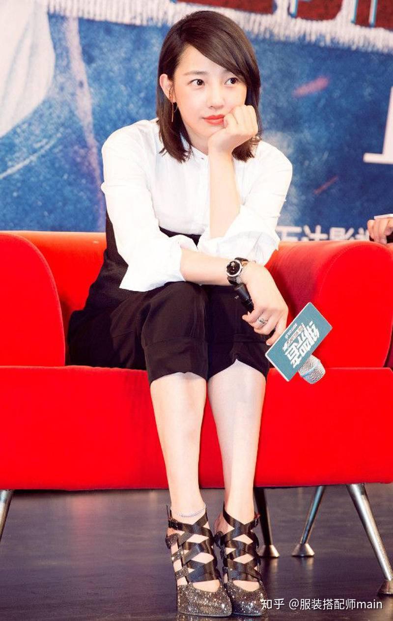 出门只选项链和手链吗时髦精们都在戴脚链这个细节你忽视了吗