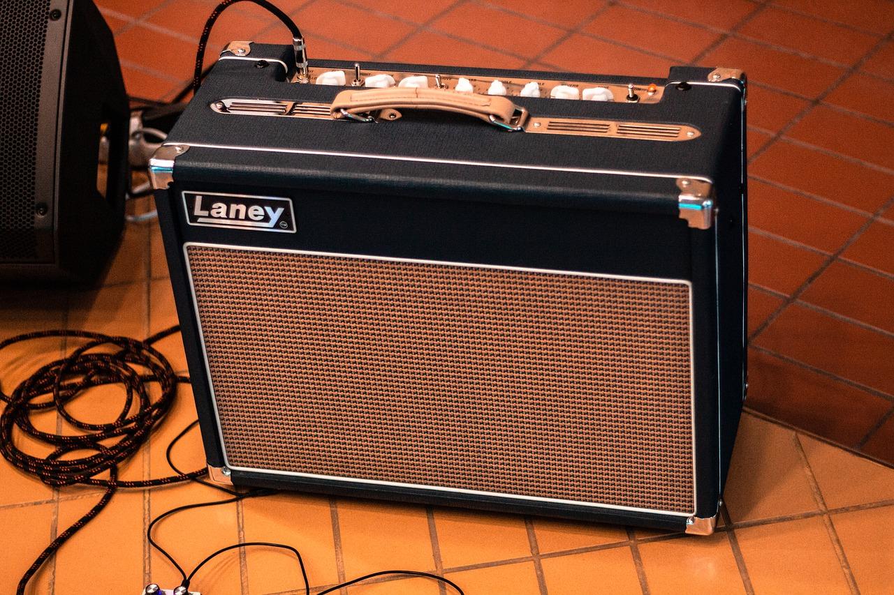 电吉他音箱多少钱的好