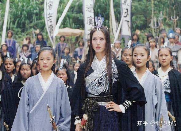 《天龙八部》中,虚竹和银川公主为什么要把晓蕾和"梅兰竹菊"四美