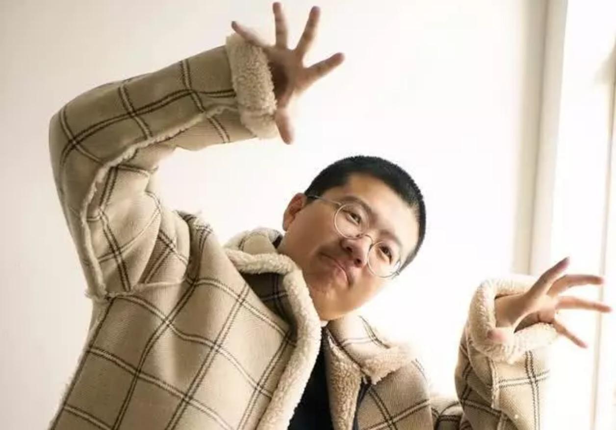 李诞| 他口口声声说人间不值得,自己却想要几个亿 - 知乎