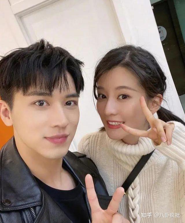 卡点宣布结婚许魏洲老婆是谁连狗仔都不知道