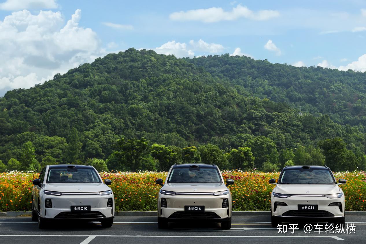 零跑全新C系列三车齐发,它们还能撑起8万月销吗?