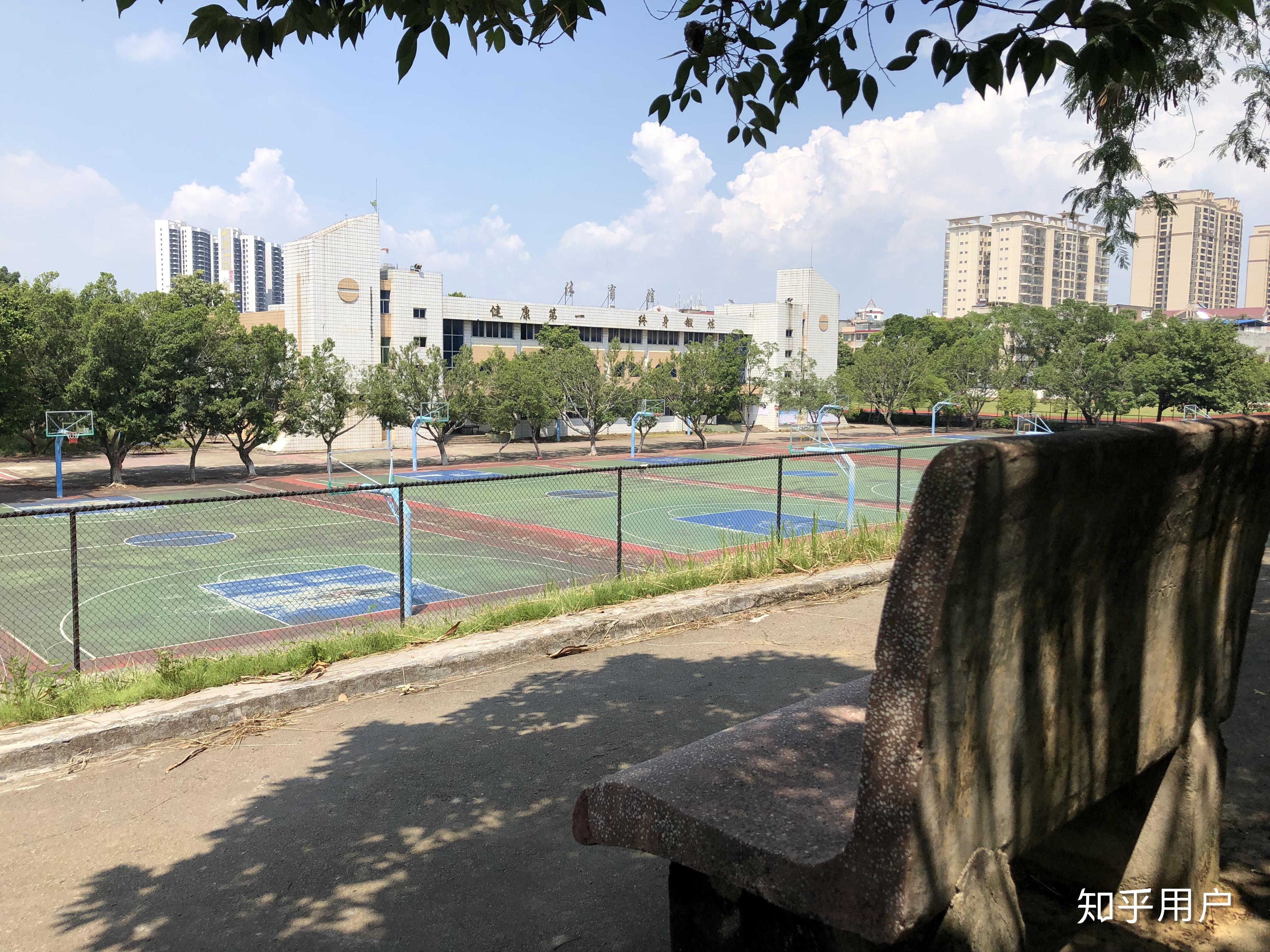 在英德中学就读是什么样的体验