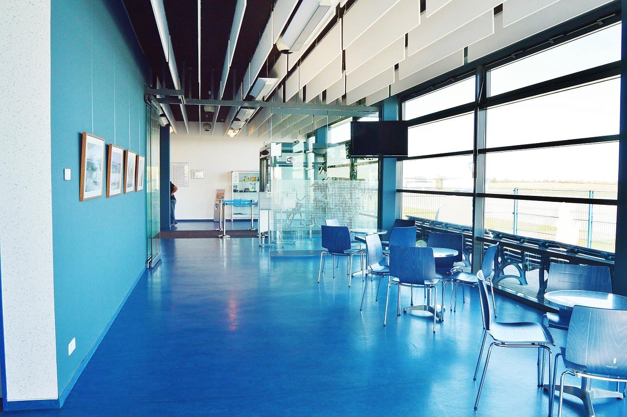 幼儿园前台接待做什么