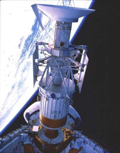 麦哲伦航天器和ius火箭发射到地球轨道上软着陆金星7号,金星8号,金星9