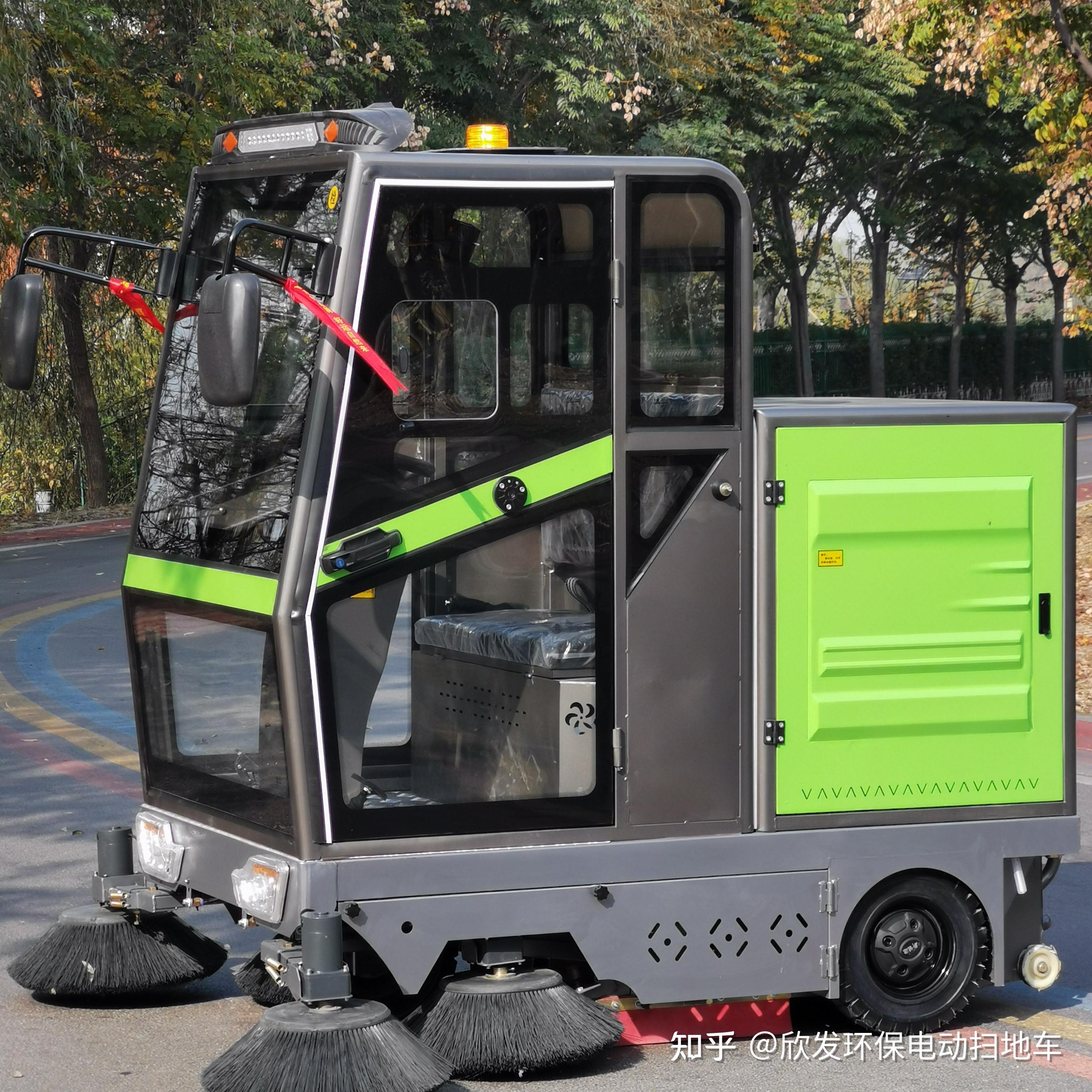 物业工厂电动驾驶式扫地车图片优势