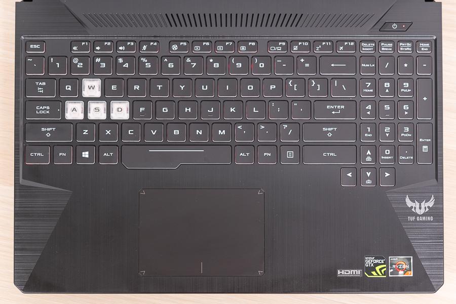 华硕飞行堡垒7评测性价比最高的1660ti游戏本