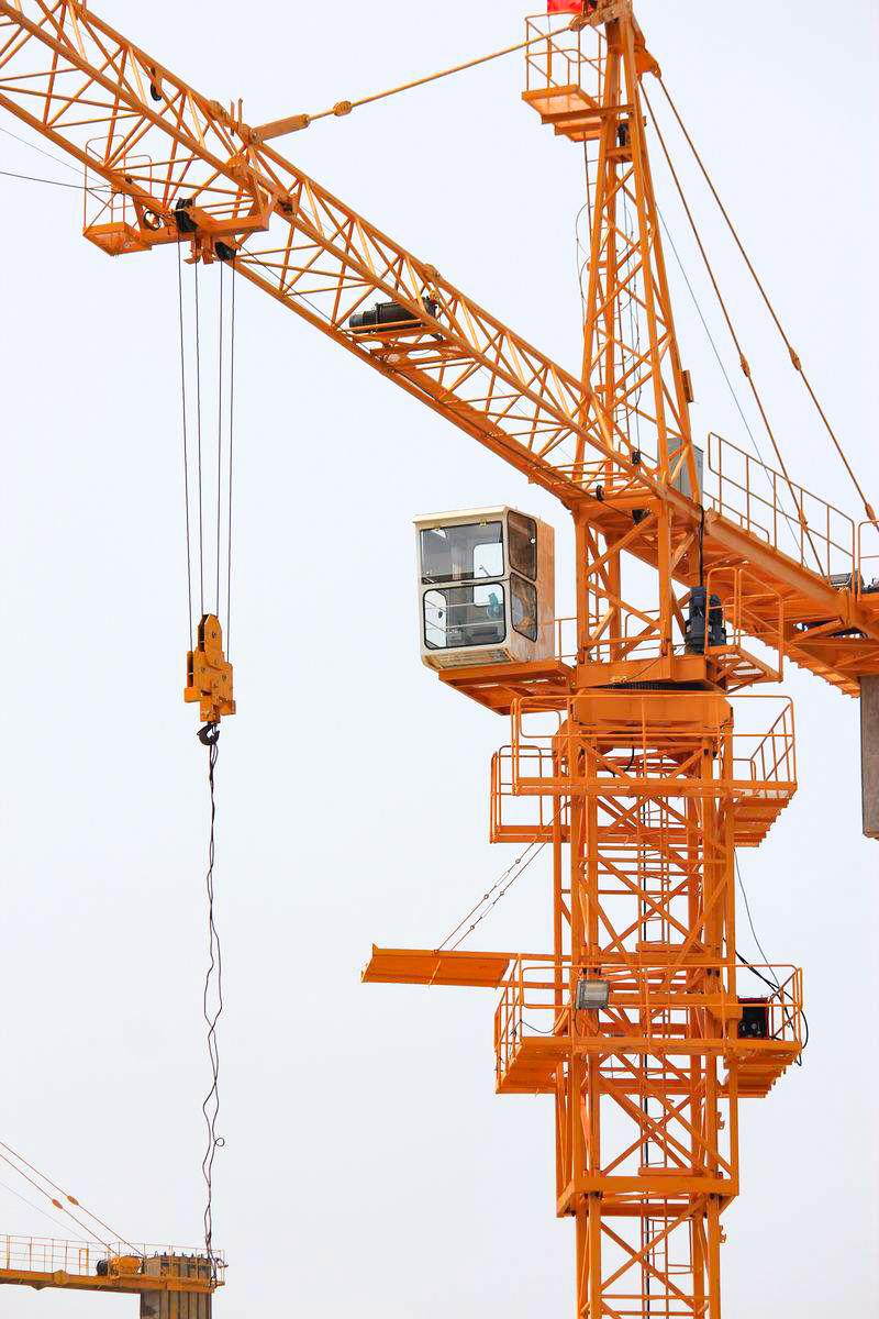 塔式起重机作业时的安全隐患如何避免塔机生产厂家哪家