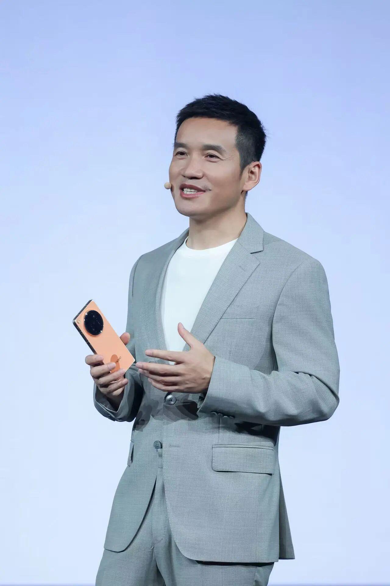 手机再次“对折”:苹果入场前的最后较量