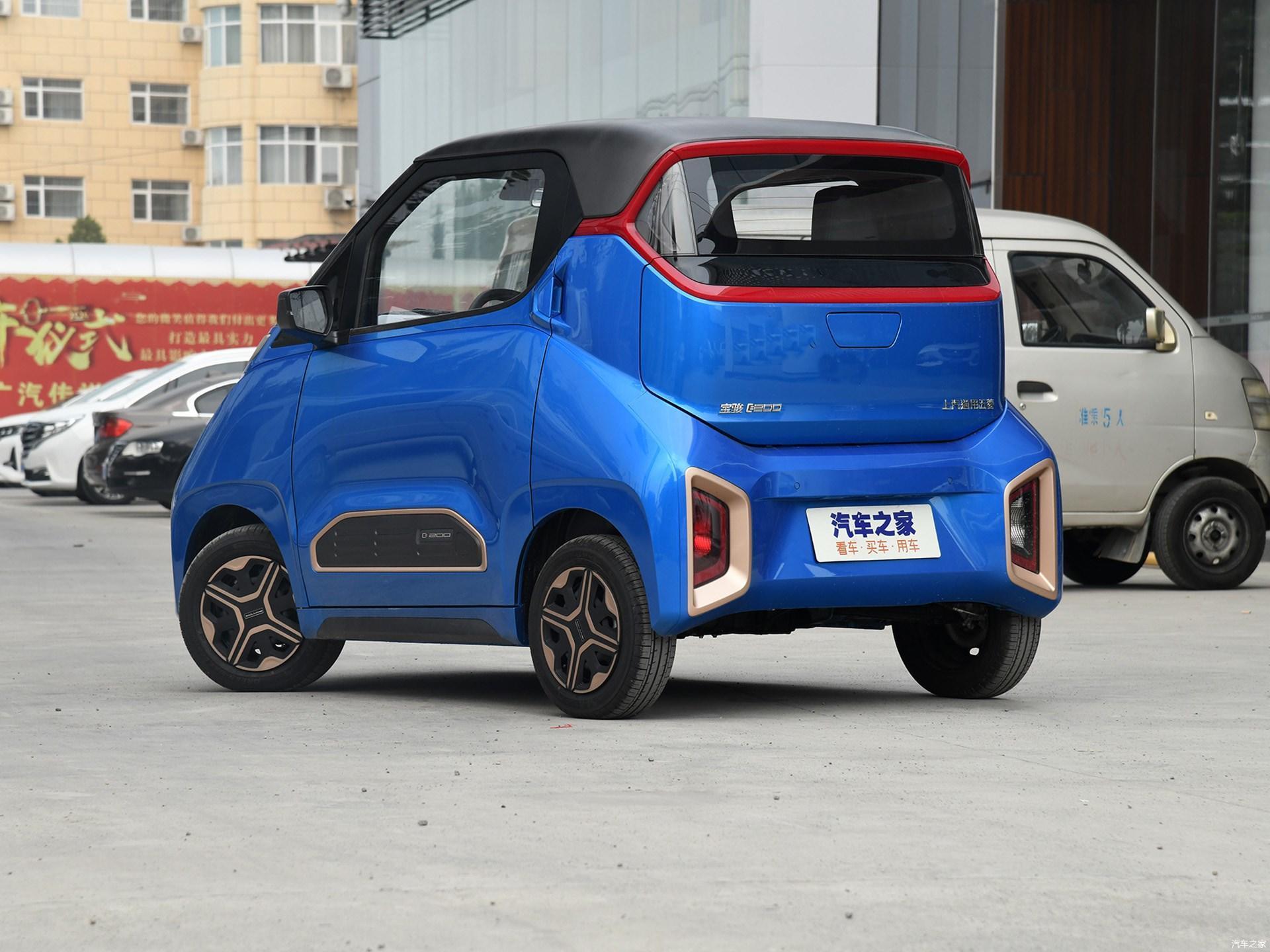 宝骏e200精致小巧好伙伴