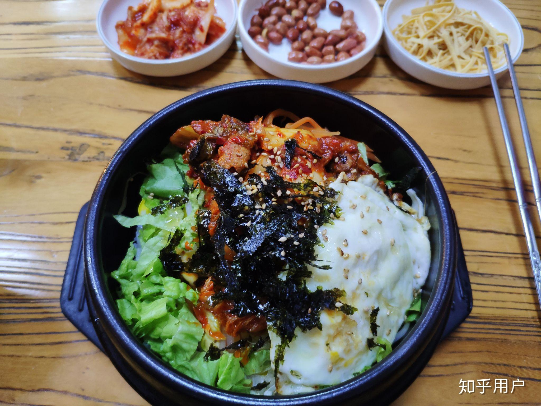 一个人在外面吃饭你一般会吃什么