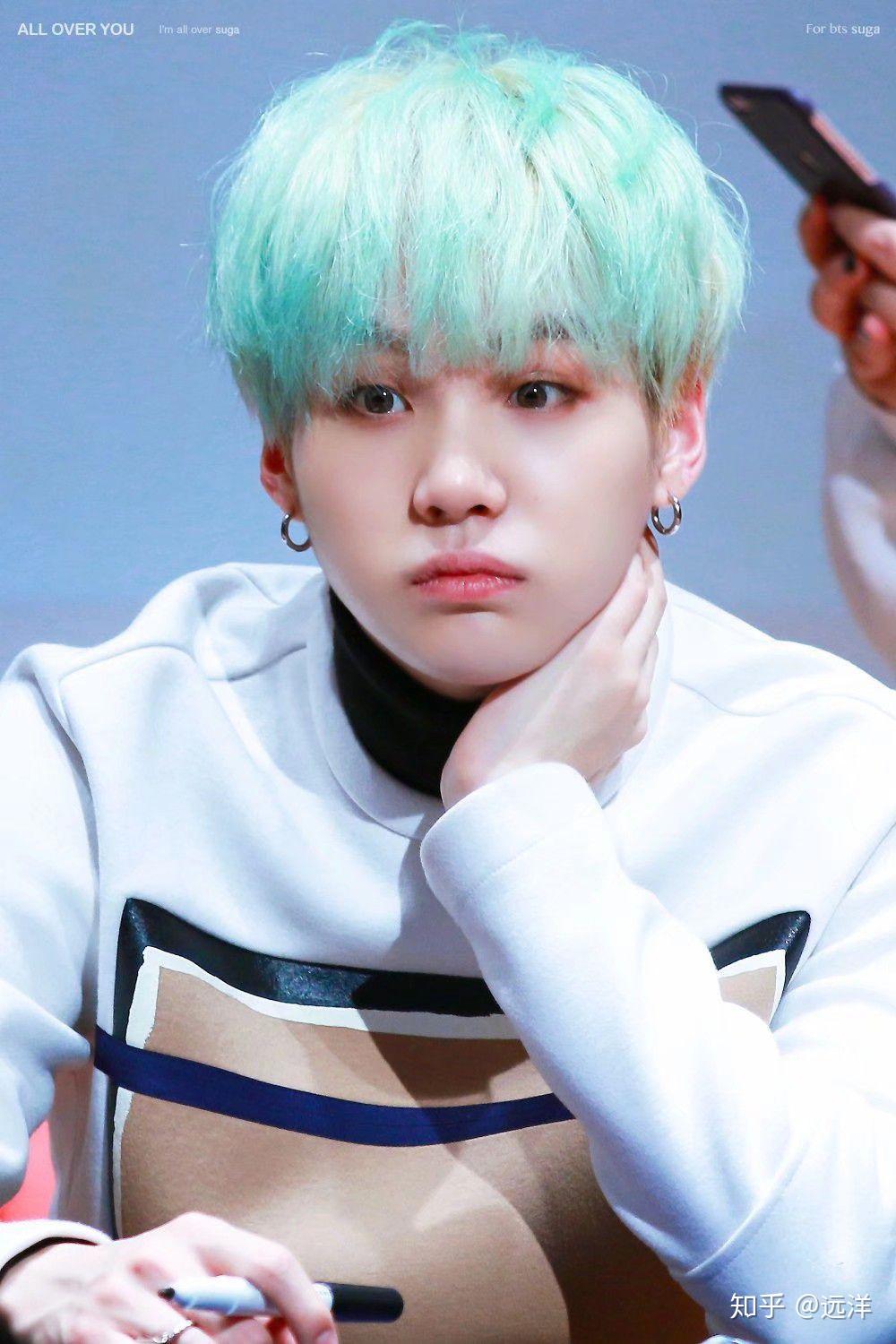 可以求一些闵玧其特别可爱的图吗?